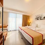 Tropic Club & - Hotel 3*