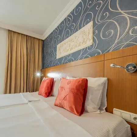 Tropic Club & - Hotel 3*