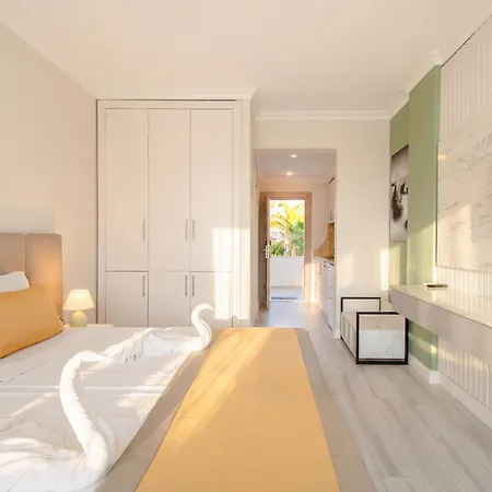 Tropic Hotel Sidé