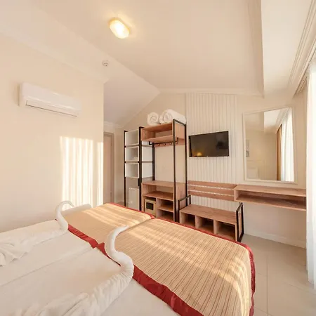 Tropic Hotel Sidé