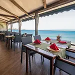 Tropic Club & - Ξενοδοχείο 3*