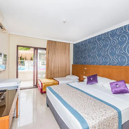 Hotel Tropic Club 3*