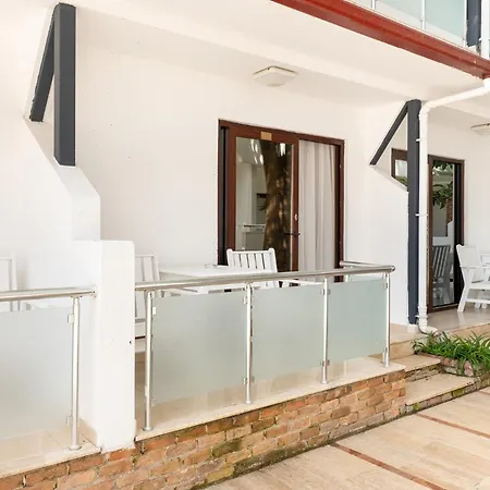 Tropic Club & - 3* 시데