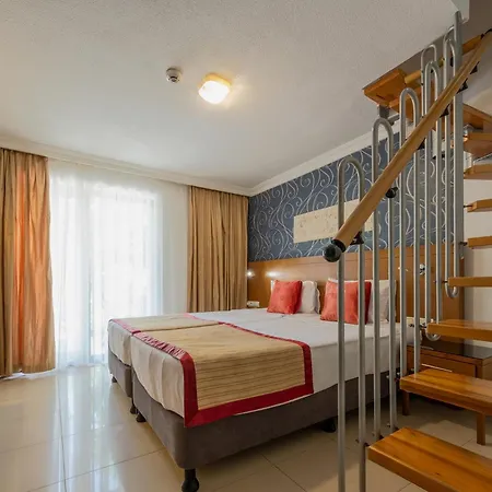 호텔 Tropic Club & - 3*