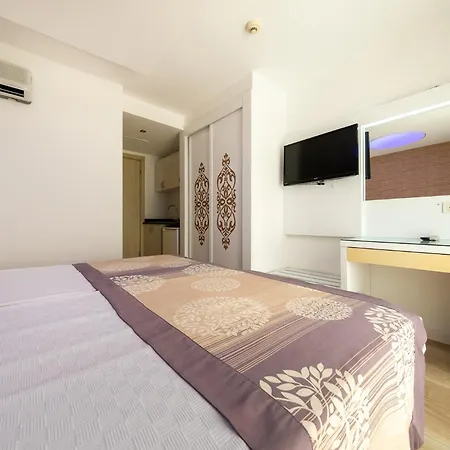 호텔 Tropic Club & - 3*