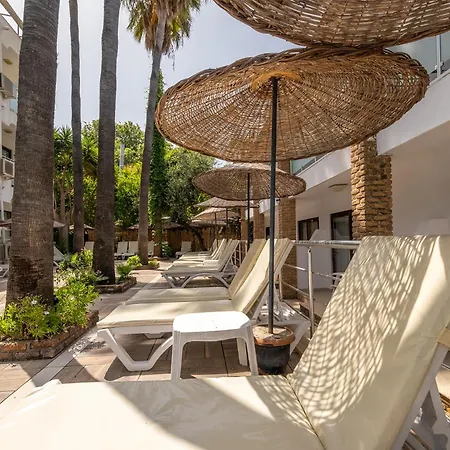 Tropic Beach Club Ξενοδοχείο