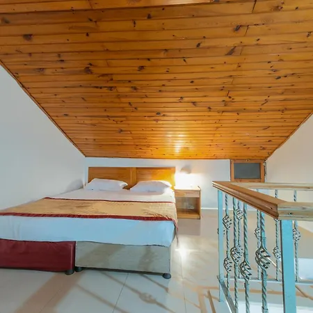 Tropic Club & - Hotel Side