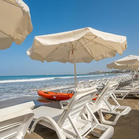 Hotel Tropic Club & -