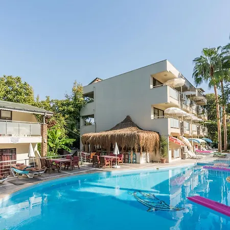 Tropic Beach Resort Hotel Side