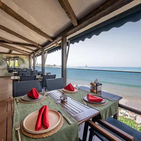 Tropic Beach Resort Hotel Hotel 3*